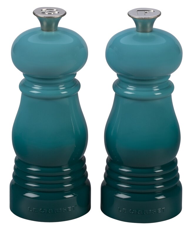 le creuset 2 piece salt and pepper mill se